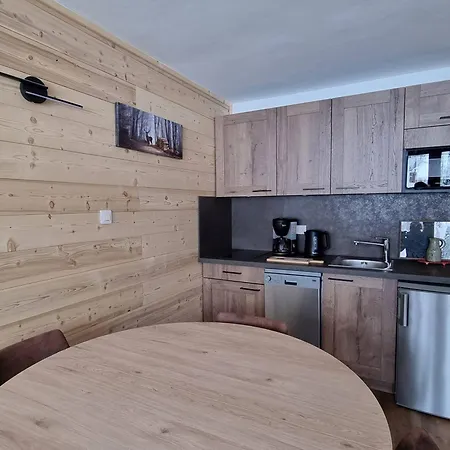 Renove Cosy A Plagne Centre Avec Balcon, Skis Aux Pieds - Fr-1-351-176 Apartment *